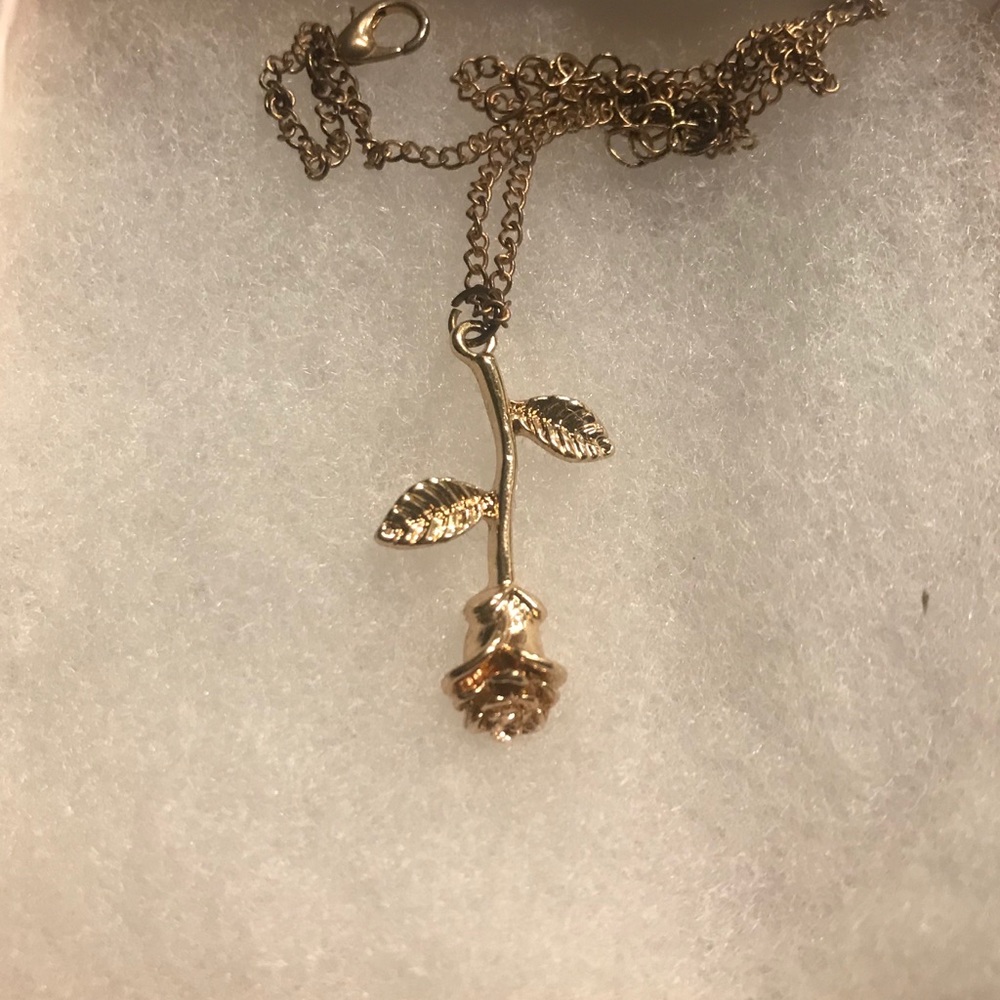 Rose Necklace